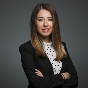 Doris Cikopana